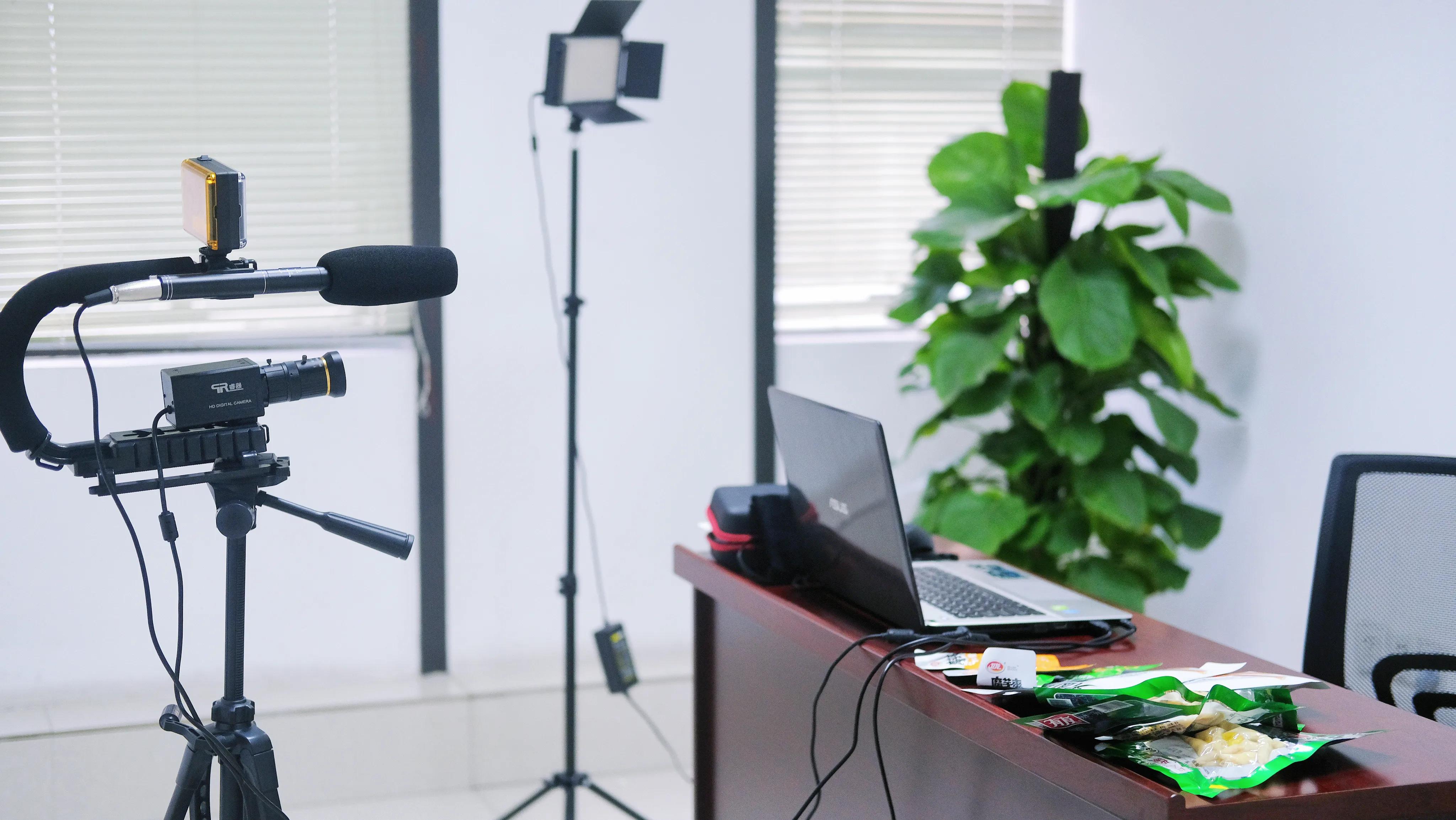 重庆万峰文化传媒公司,重庆利峰文化传媒有限公司怎么样