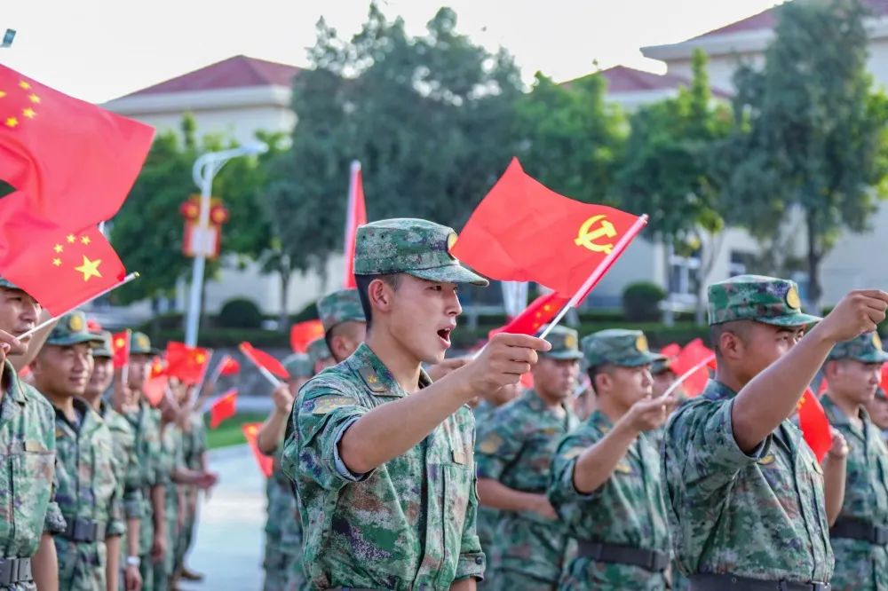 第71集团军：祝福伟大的*党**，跑出新时代奋斗强军的加速度