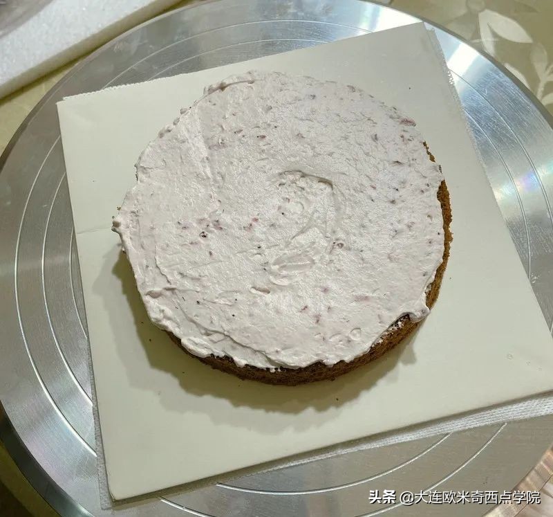 做巧克力蛋糕和草莓蛋糕,草莓巧克力熔岩蛋糕做法