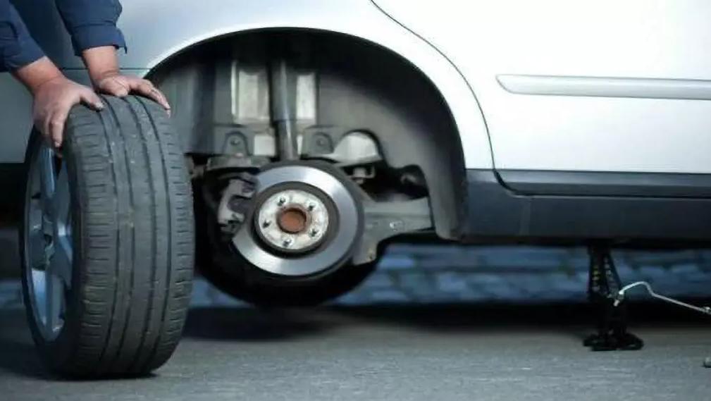 汽车保养换机油有必要换更好的吗,汽车保养换机油还需要换哪些