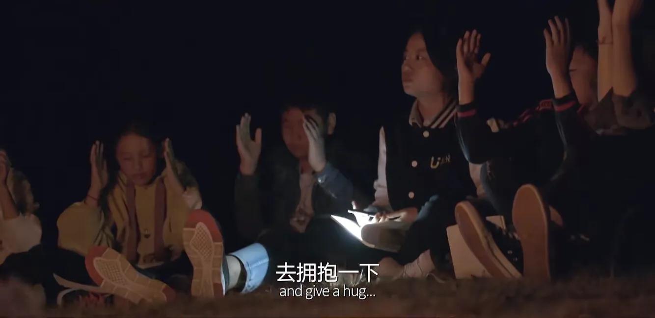 人生第一节诗歌课，让成长在诗情画意中光彩有爱