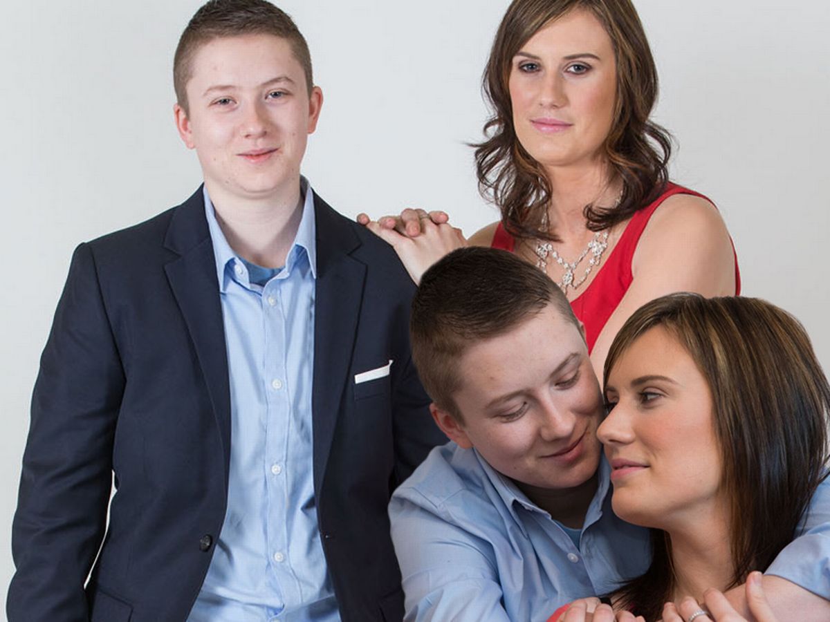 变性手术变成男的后还能生育吗,女性变性手术后还有生育能力吗