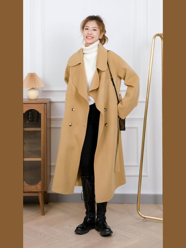 驼色大衣怎么搭好看40岁,驼色大衣搭配各种穿法
