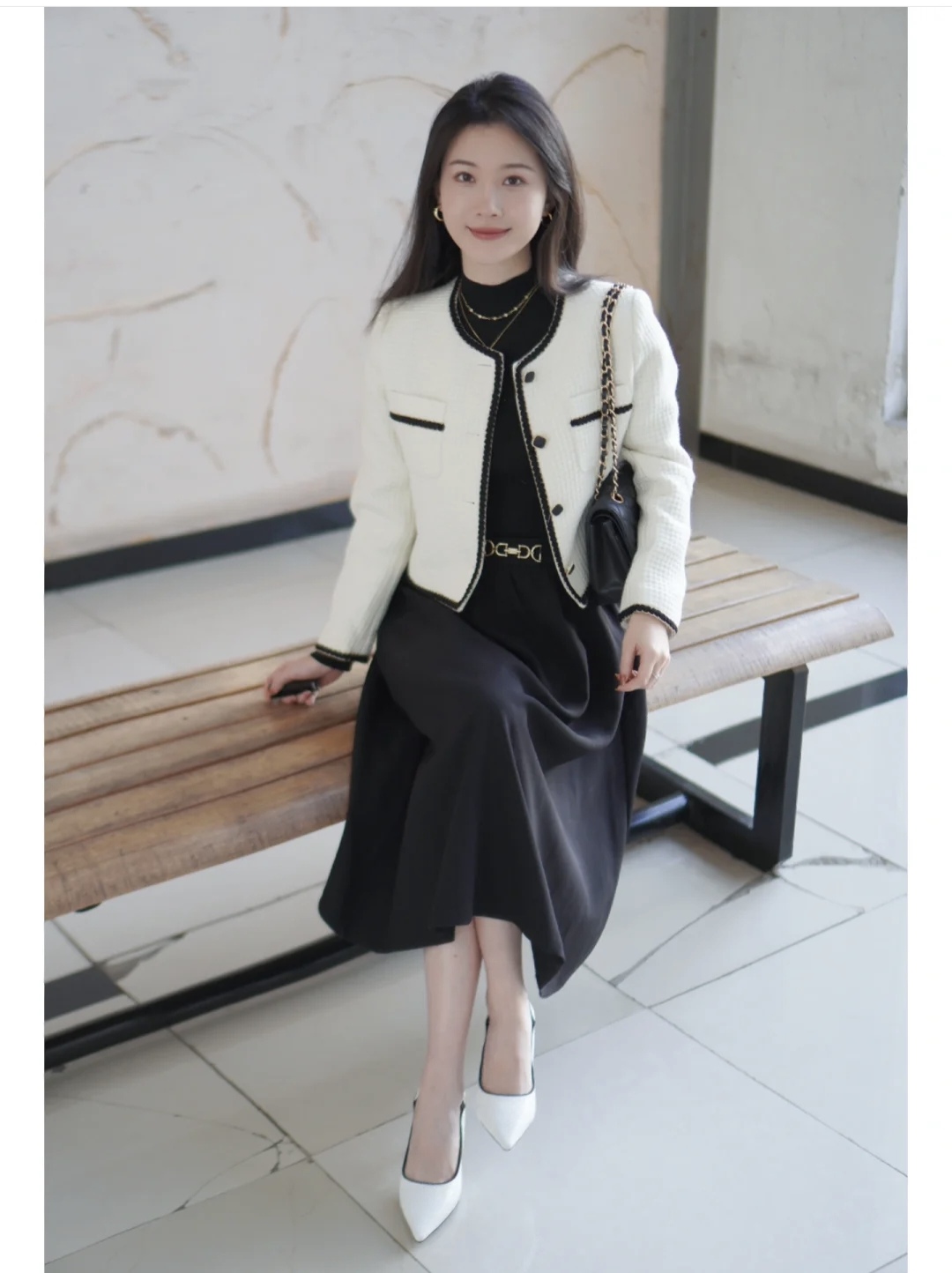 小香风半身裙怎么穿出高级感,小香风半身裙中长款搭配