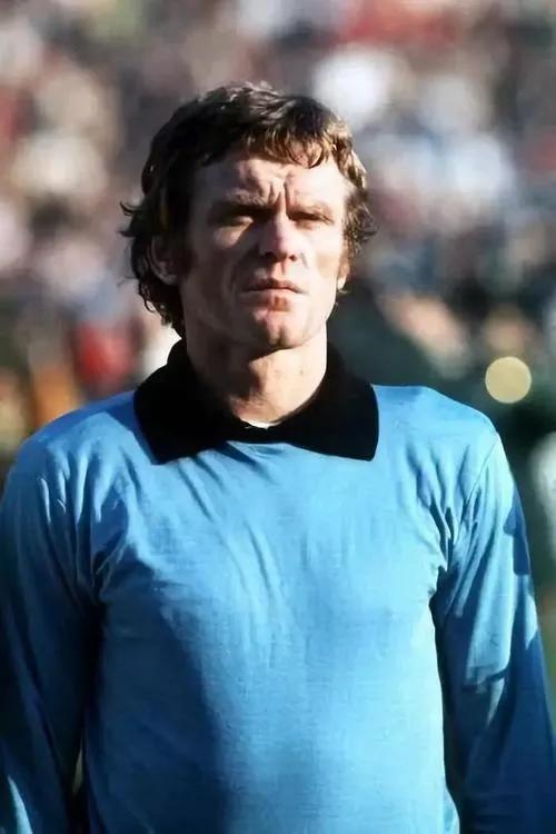 谁是足坛历史上最伟大的门将,世界足球史上最伟大巨星