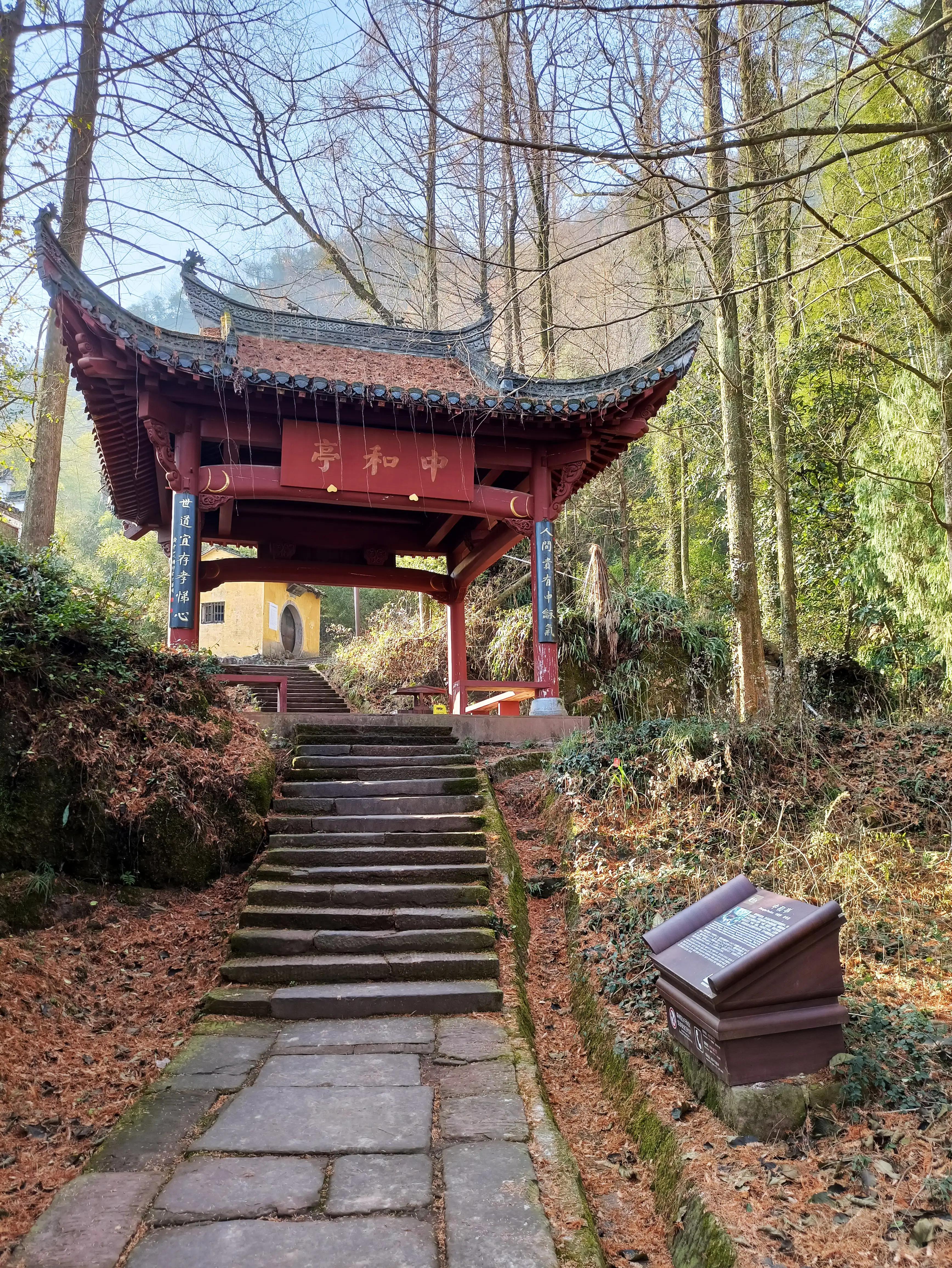 齐云山坐缆车后要游览多久,休宁齐云山景区游览图