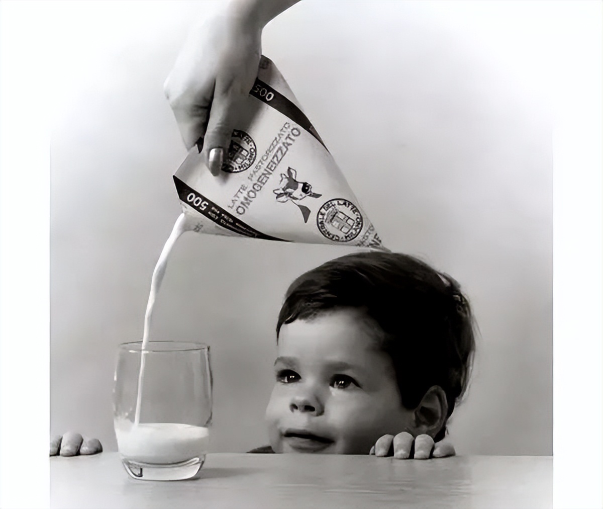 伊利蒙牛行业揭秘,国内乳业的终结者蒙牛伊利