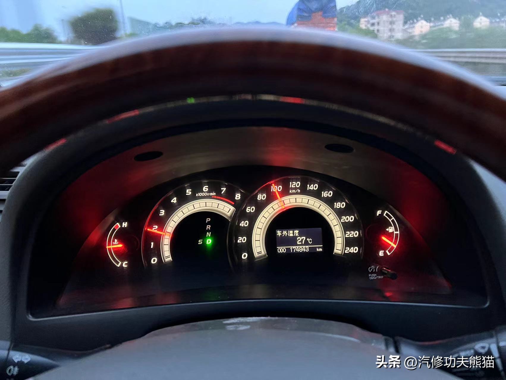 凯美瑞路上趴窝,一车传三代的丰田