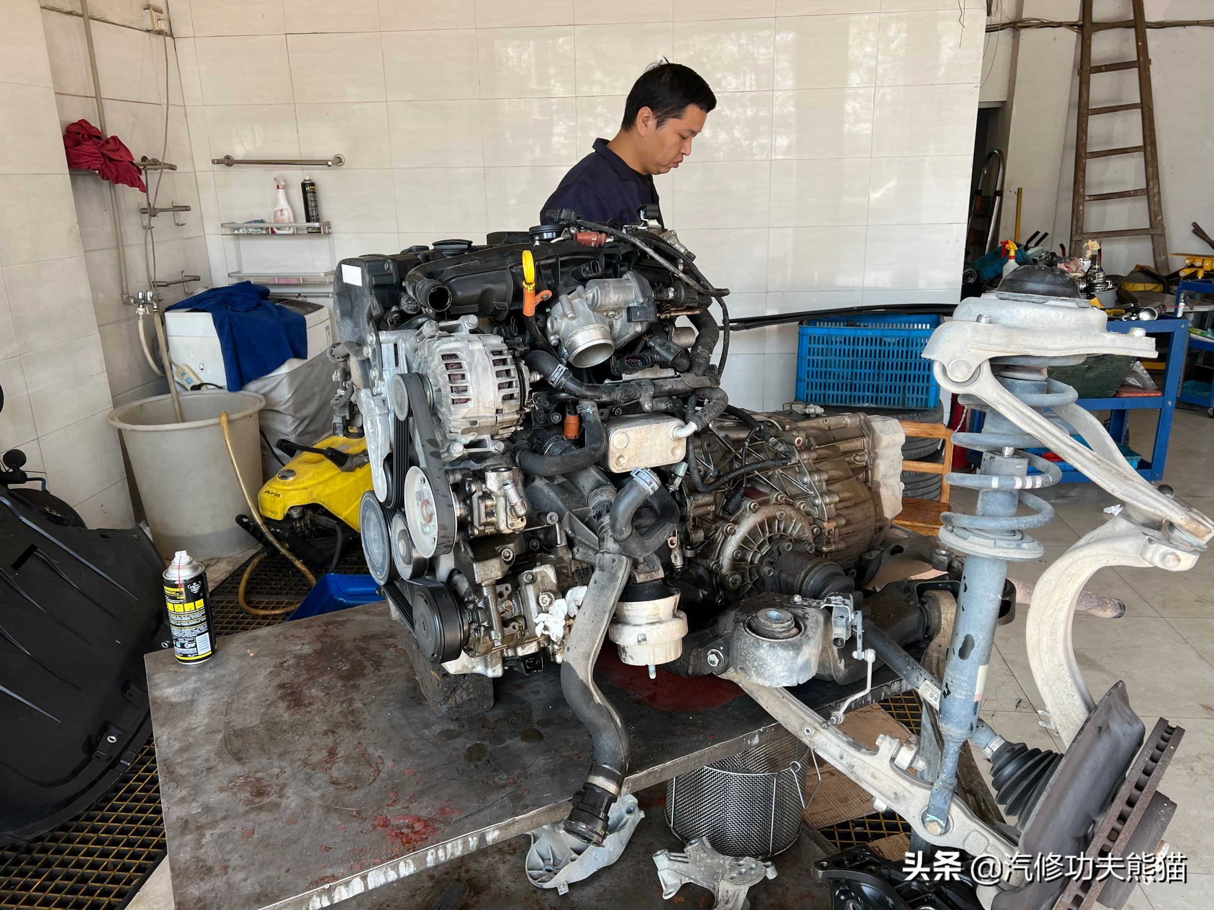 奥迪大众保时捷烧机油专修,2.0t奥迪a6烧机油吗