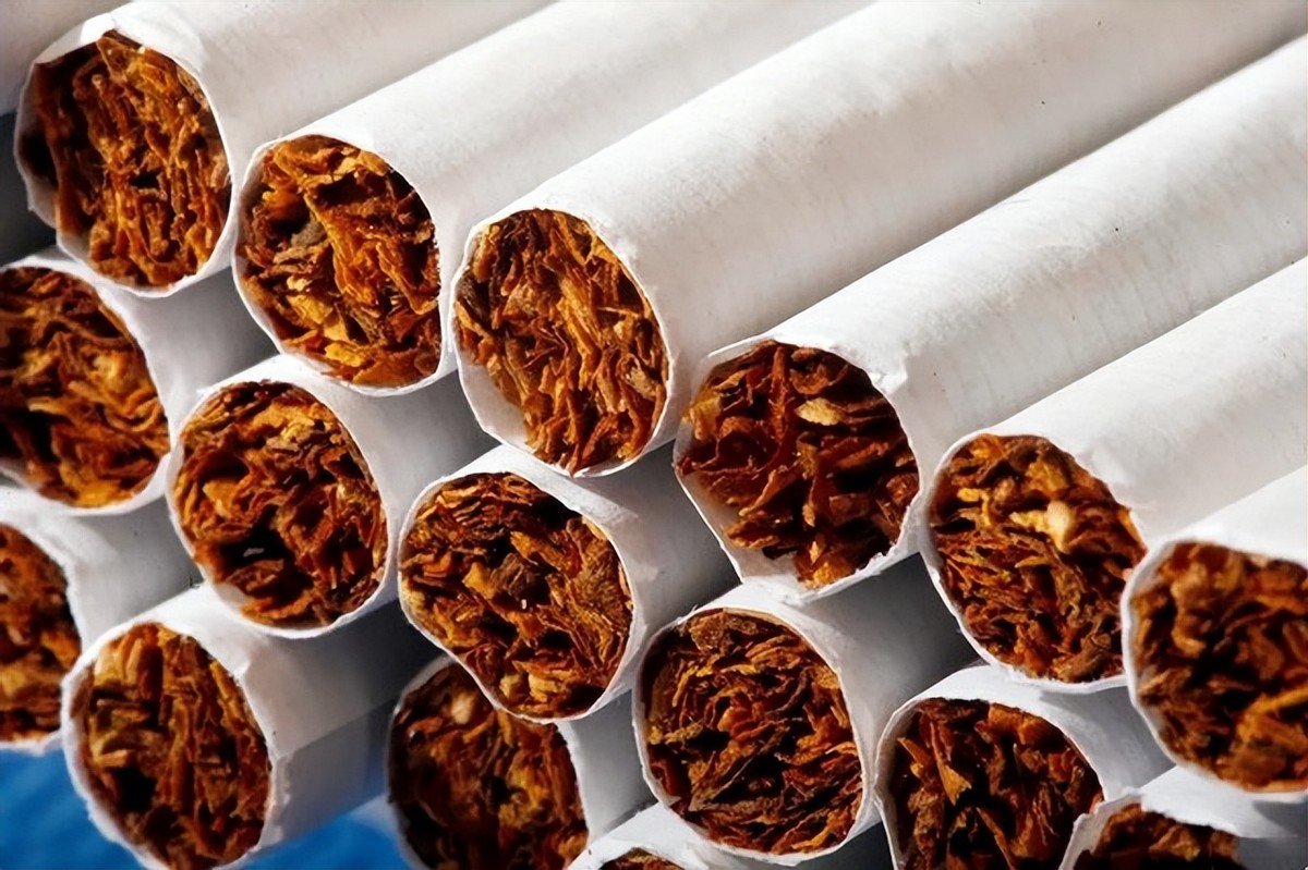 “中华”烟的诞生：应毛主席要求生产，最初使用的是美国烟叶