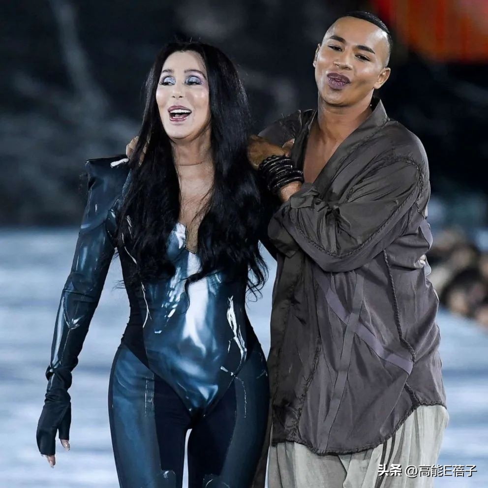 男友比自己小40岁？76岁乐坛天后雪儿大方认爱：他把我宠成女王