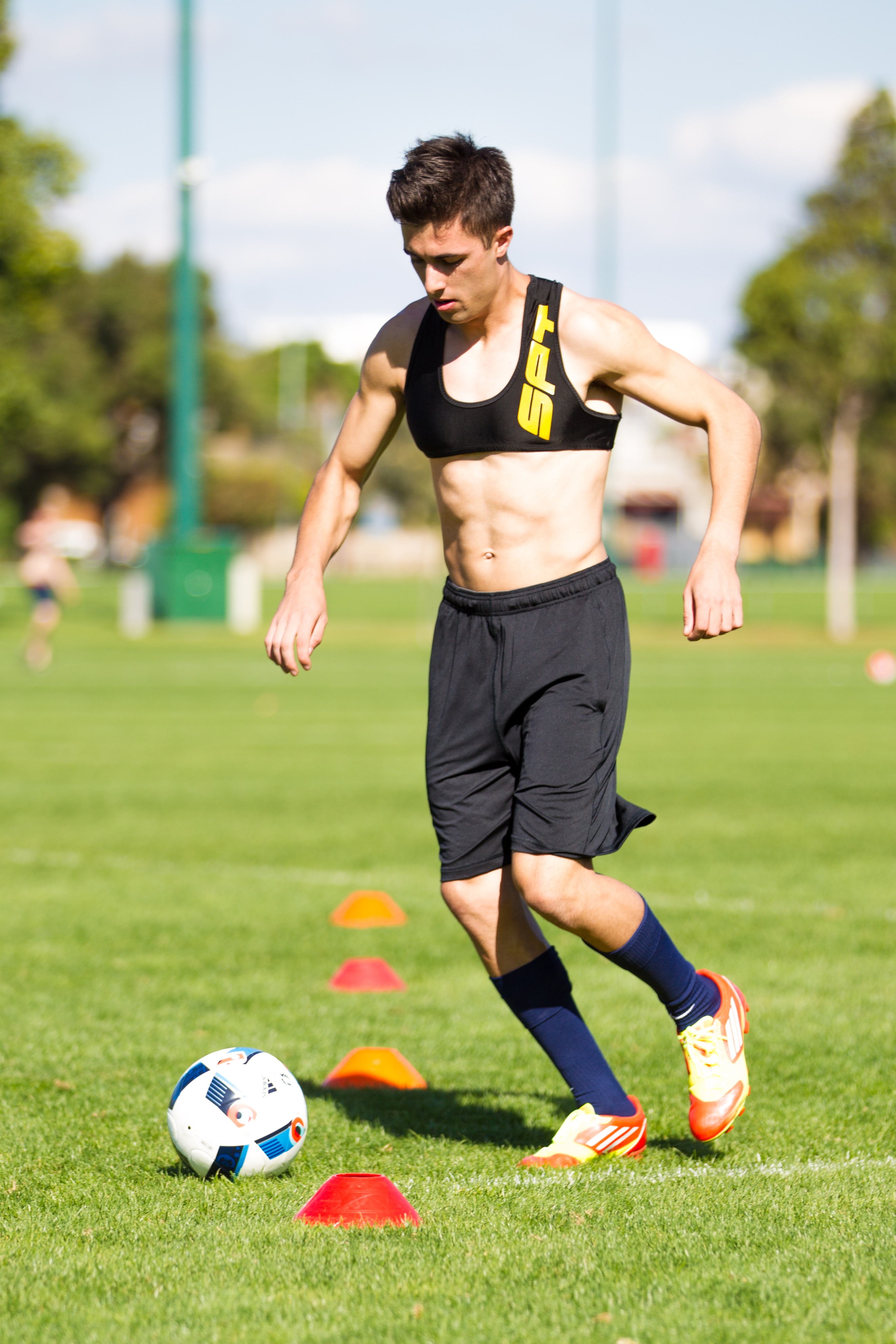 日本男士胸罩新款,日本男性胸罩推荐