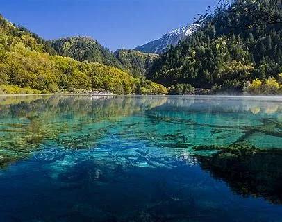 夏季四川旅游必去十大景点推荐,秋季四川旅游必去十大景点