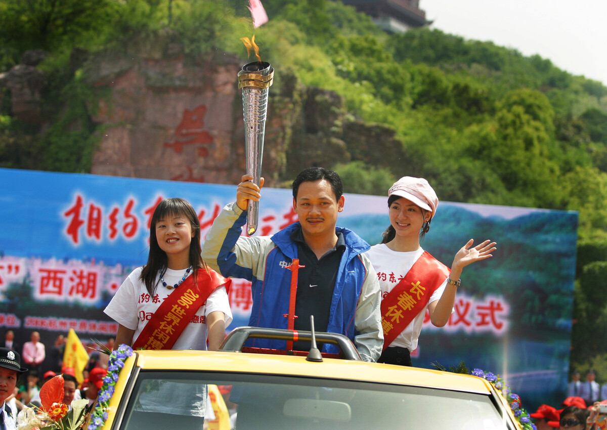 体育明星退役还会出镜吗,体育界退役运动员从政