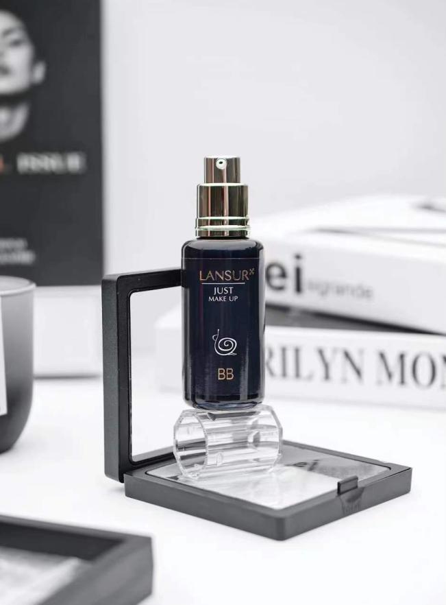 兰瑟bb霜遮瑕美白不脱妆保湿,兰瑟蜗牛bb霜遮瑕效果好吗