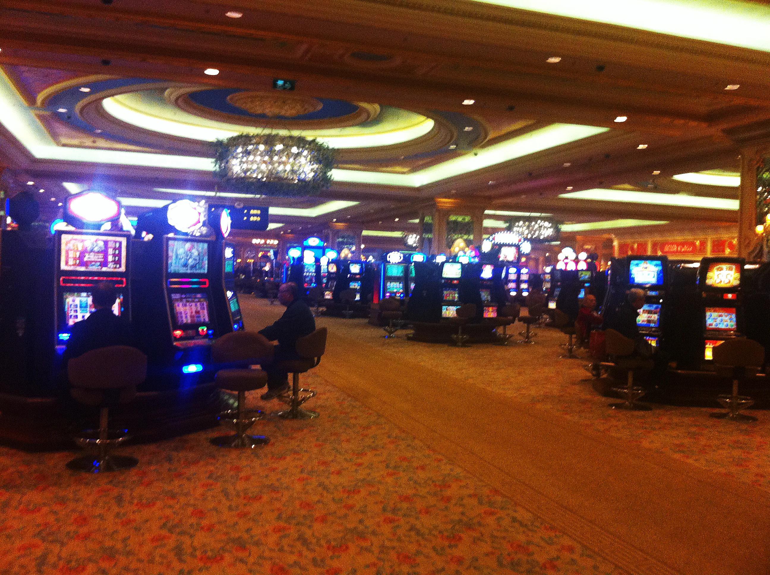 港澳纯扫货铁腿4日游