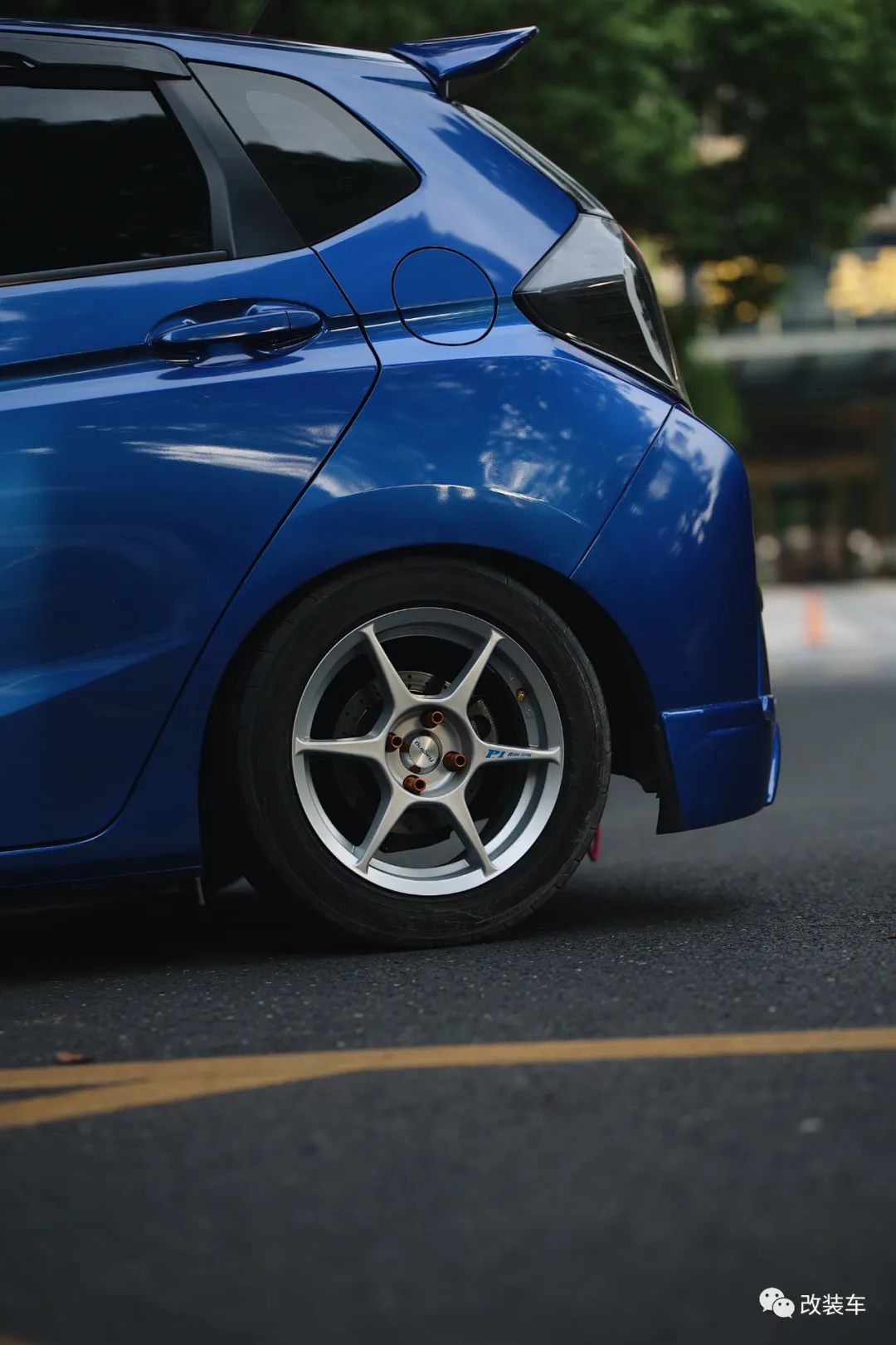 第四代全新飞度曾经的平民超跑gk5,18款本田飞度gk5舒适版改装