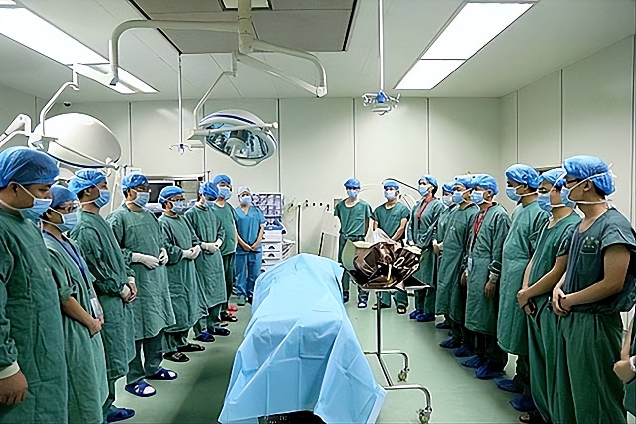 24岁男孩去世捐献器官救4人,20岁大学生去世捐献器官救7人