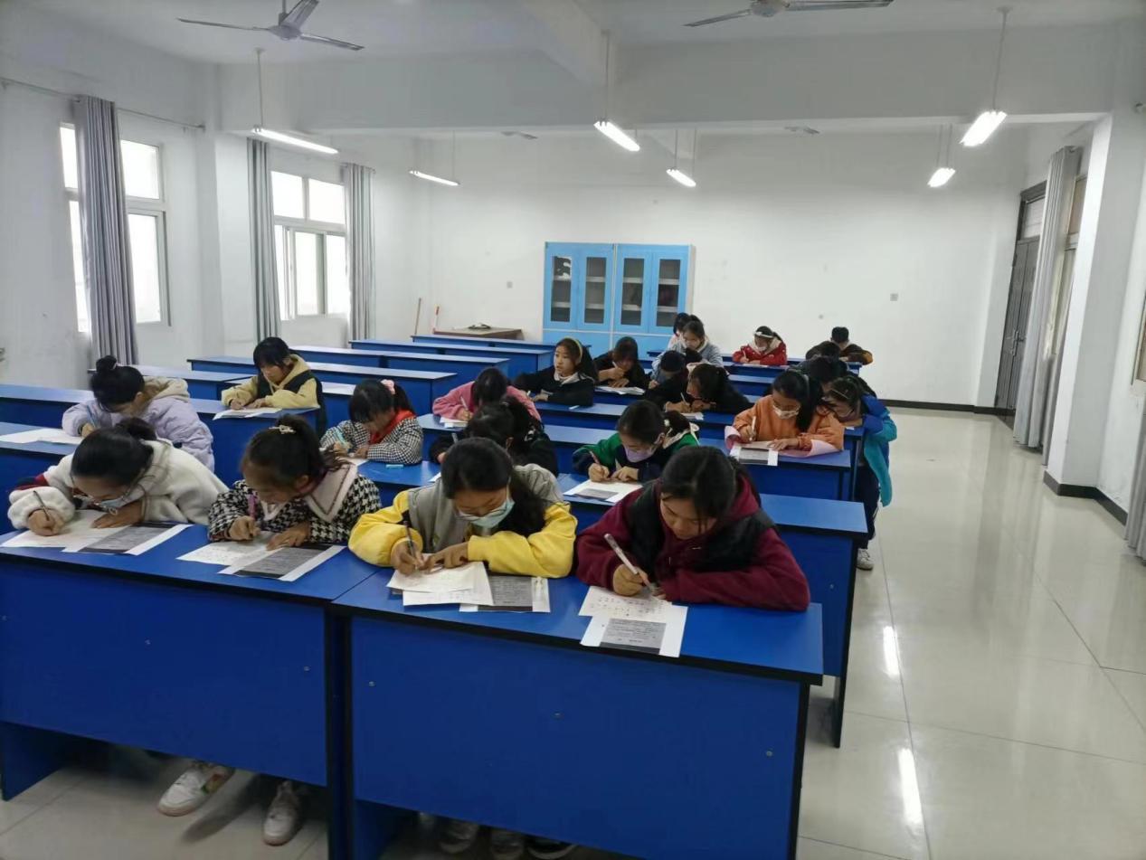 展书法之美现国粹之韵,展书法之美现国粹之韵手抄报文字