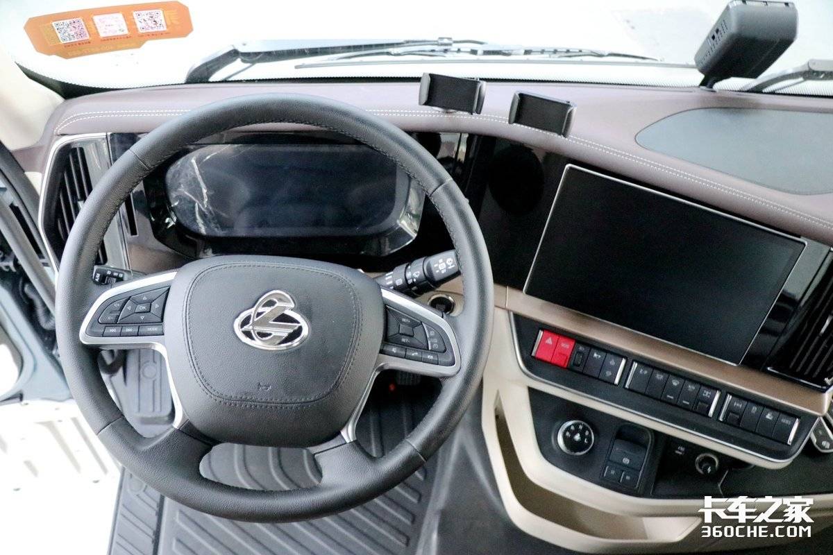 柳汽乘龙最新款牵引车报价,柳汽乘龙牵引车680马力