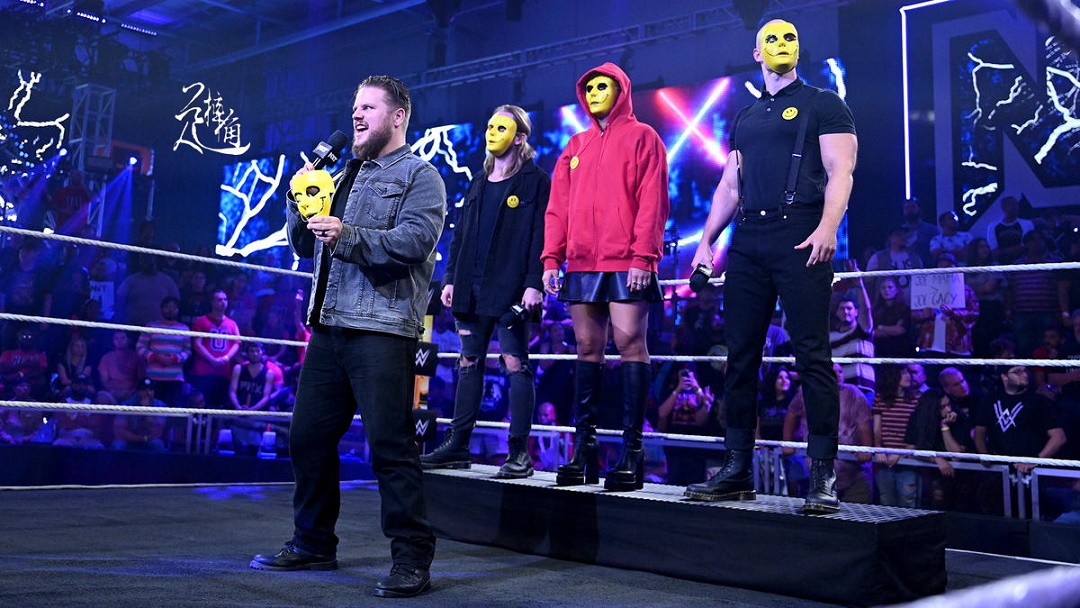 wwe冠军强森,巨石强森首次进入wwe