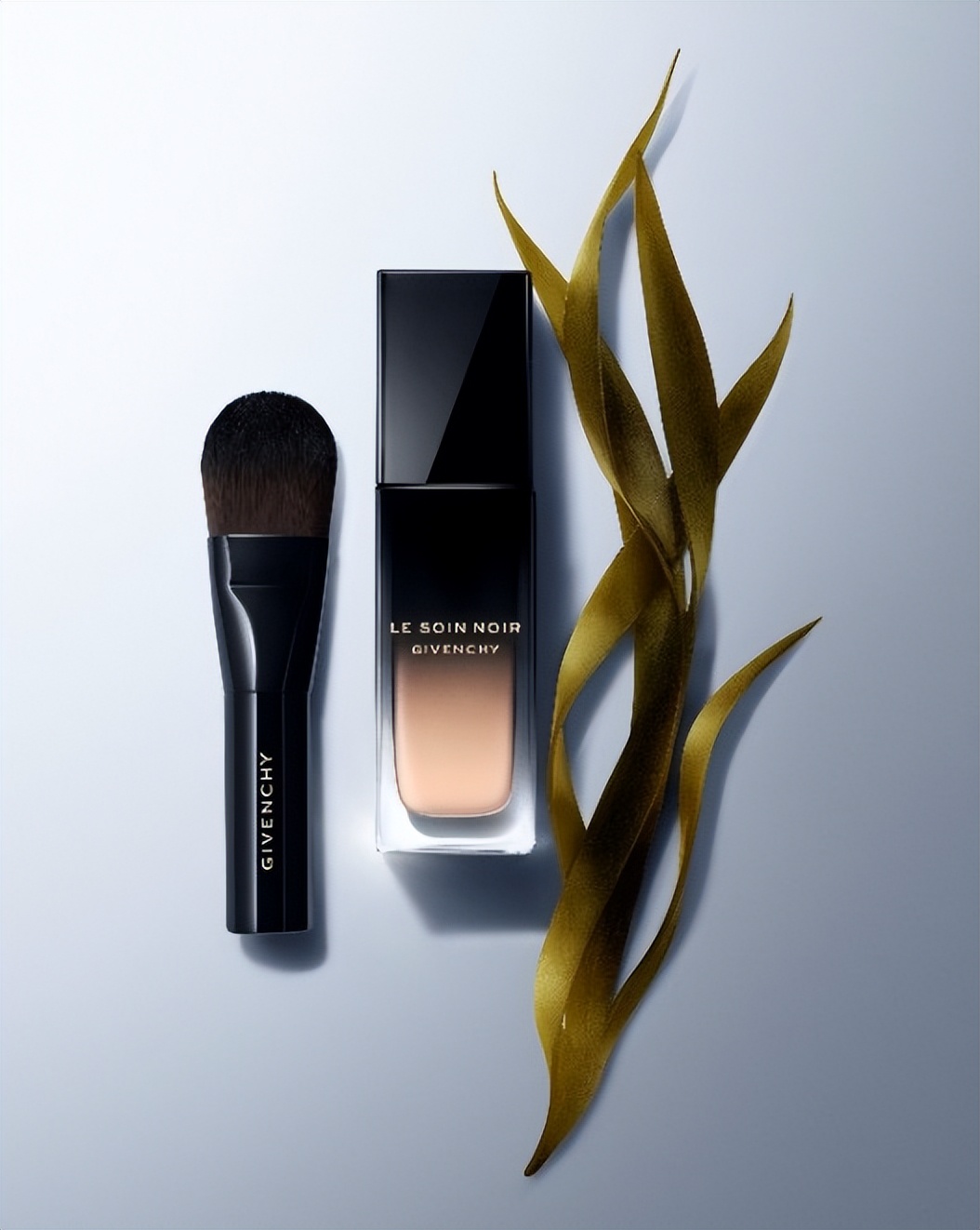 纪梵希黑能臻萃精华粉底液好用吗,纪梵希黑能臻萃粉底液色号