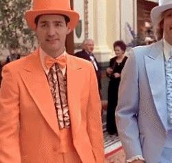 加拿大总理放弃“长发*男美**”人设,剪硬汉发型太辣眼被全网群嘲?