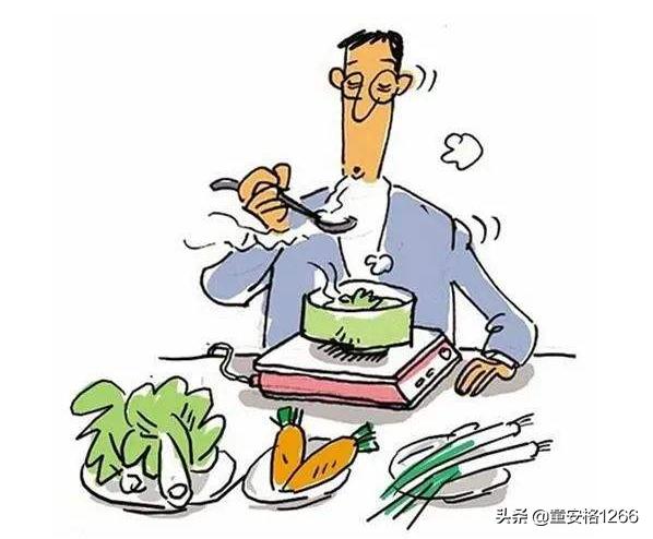 专家建议，晚上吃饭只七分饱就行了，如果吃的太饱，会撑的睡不着