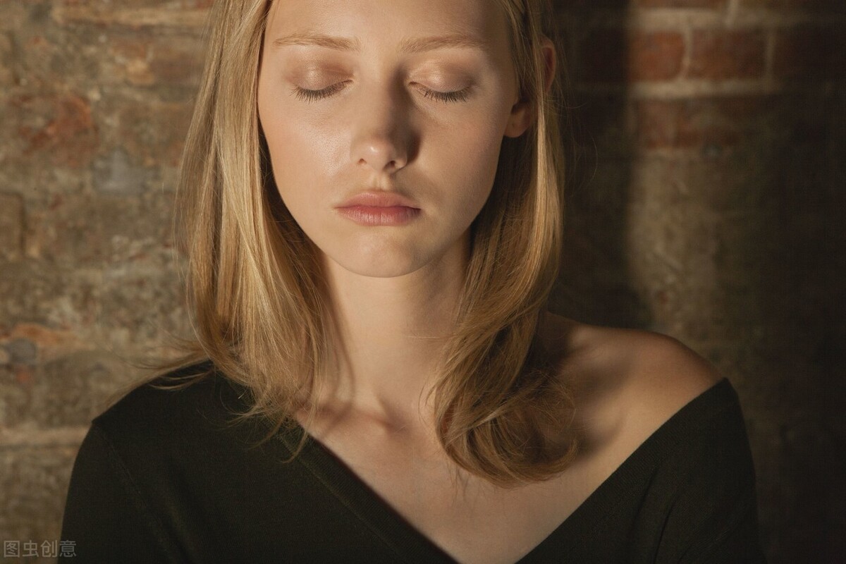 听农民大叔打开窗户说亮话“央行放水万亿”该贷贷贷,该花花花