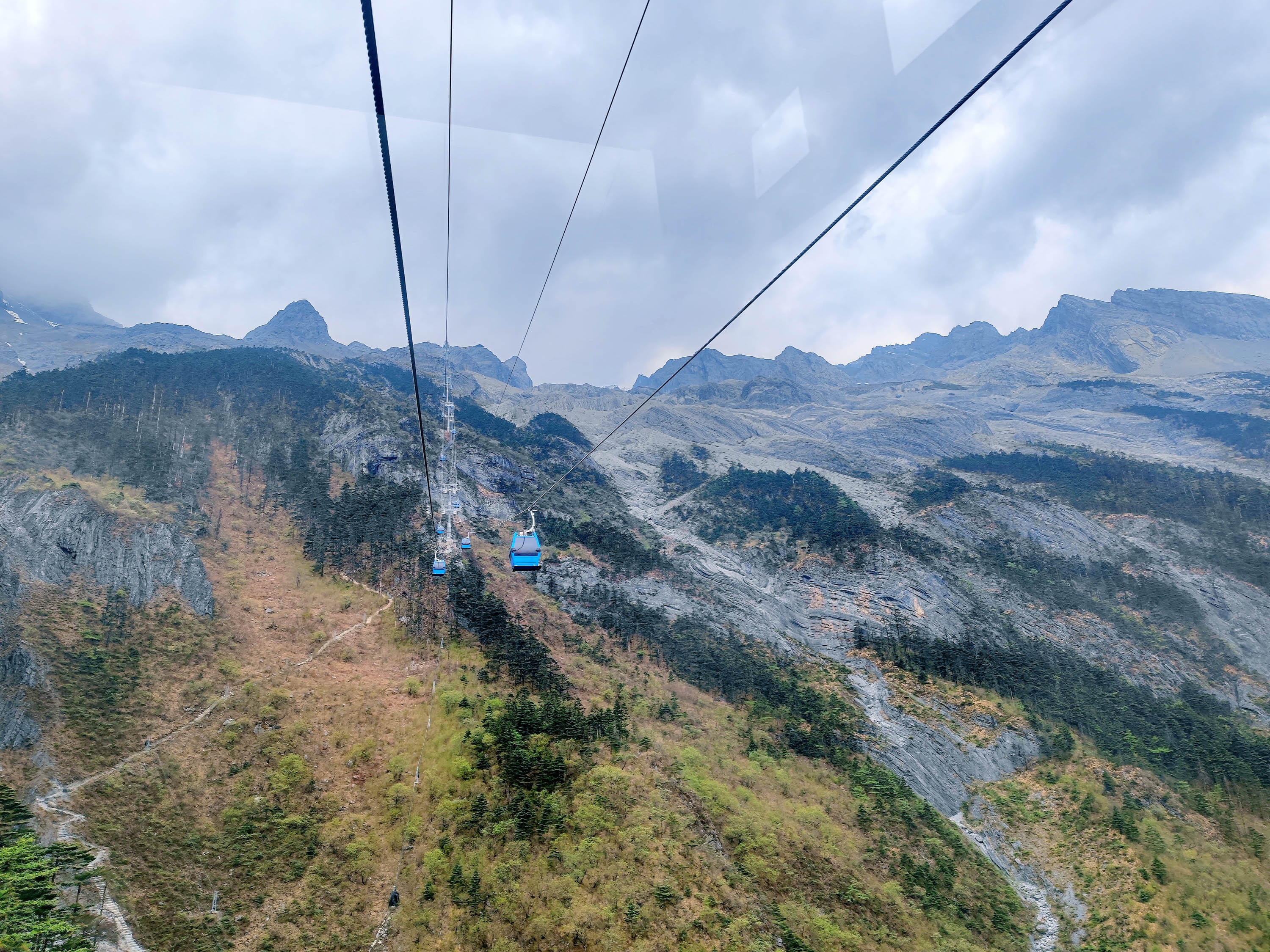 去云南跟团一日游攻略图片大全集,云南跟团六日游攻略大全图片