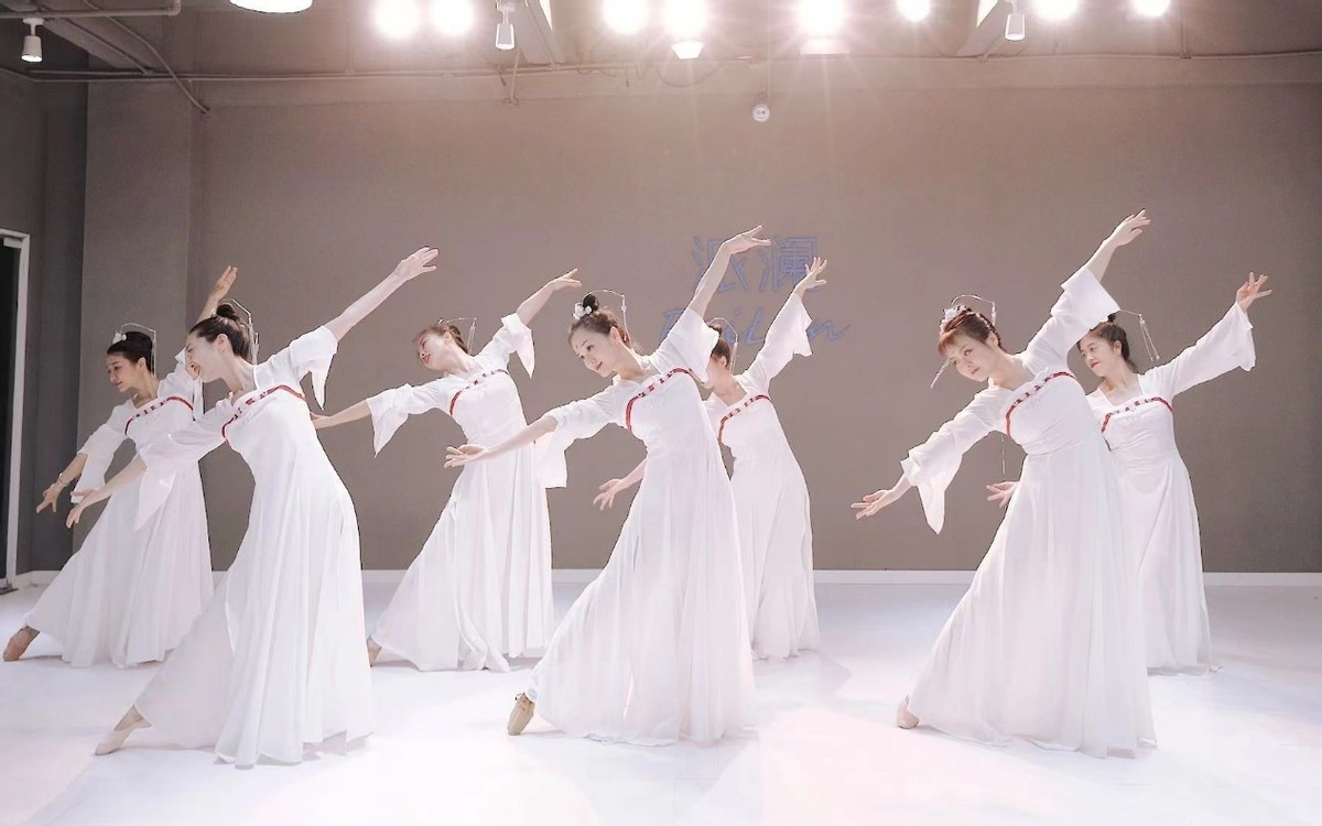 古代舞蹈和什么相通,中国传统舞蹈与中国古典舞