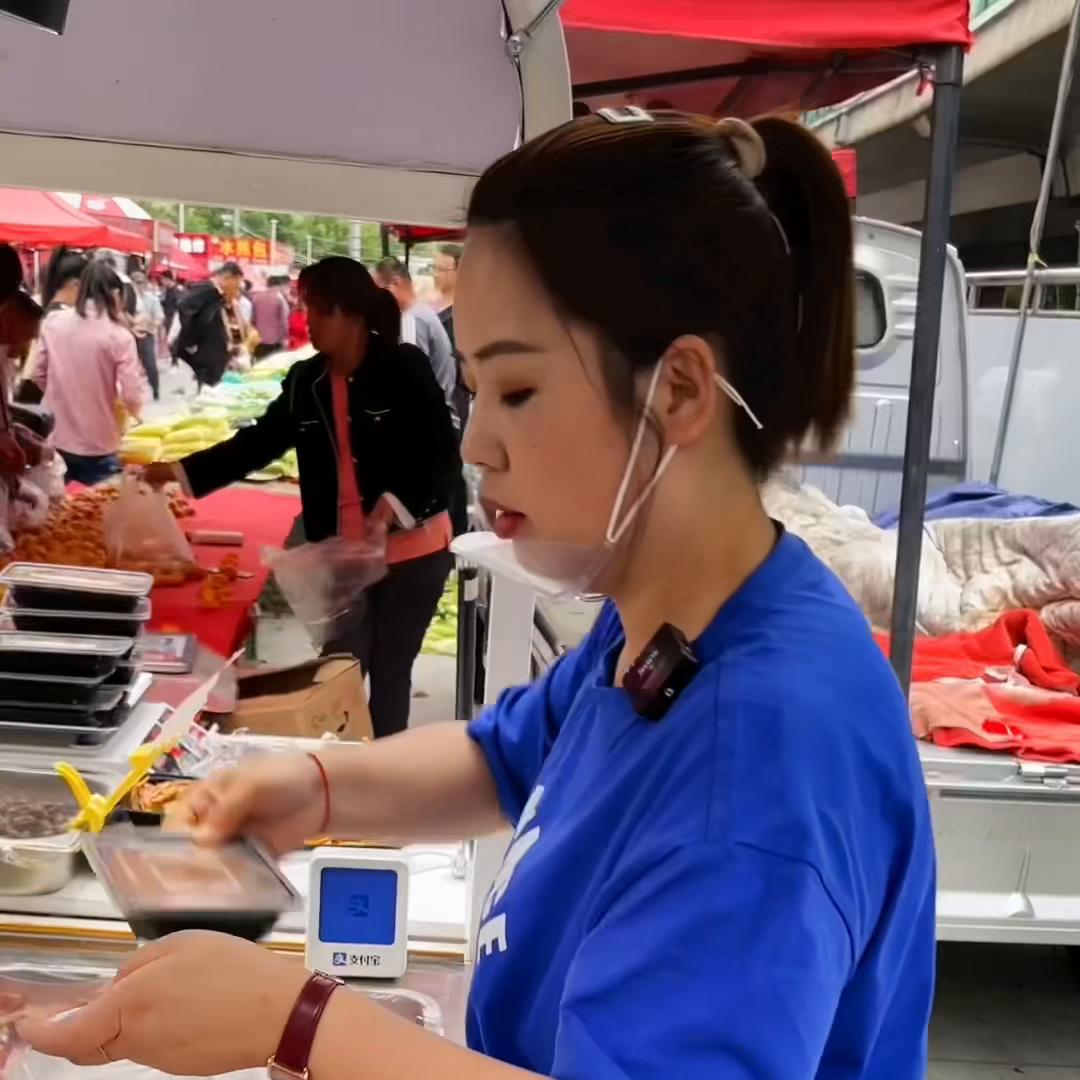 卤味店的利润大概是多少啊,卤味批发商一般有多少利润