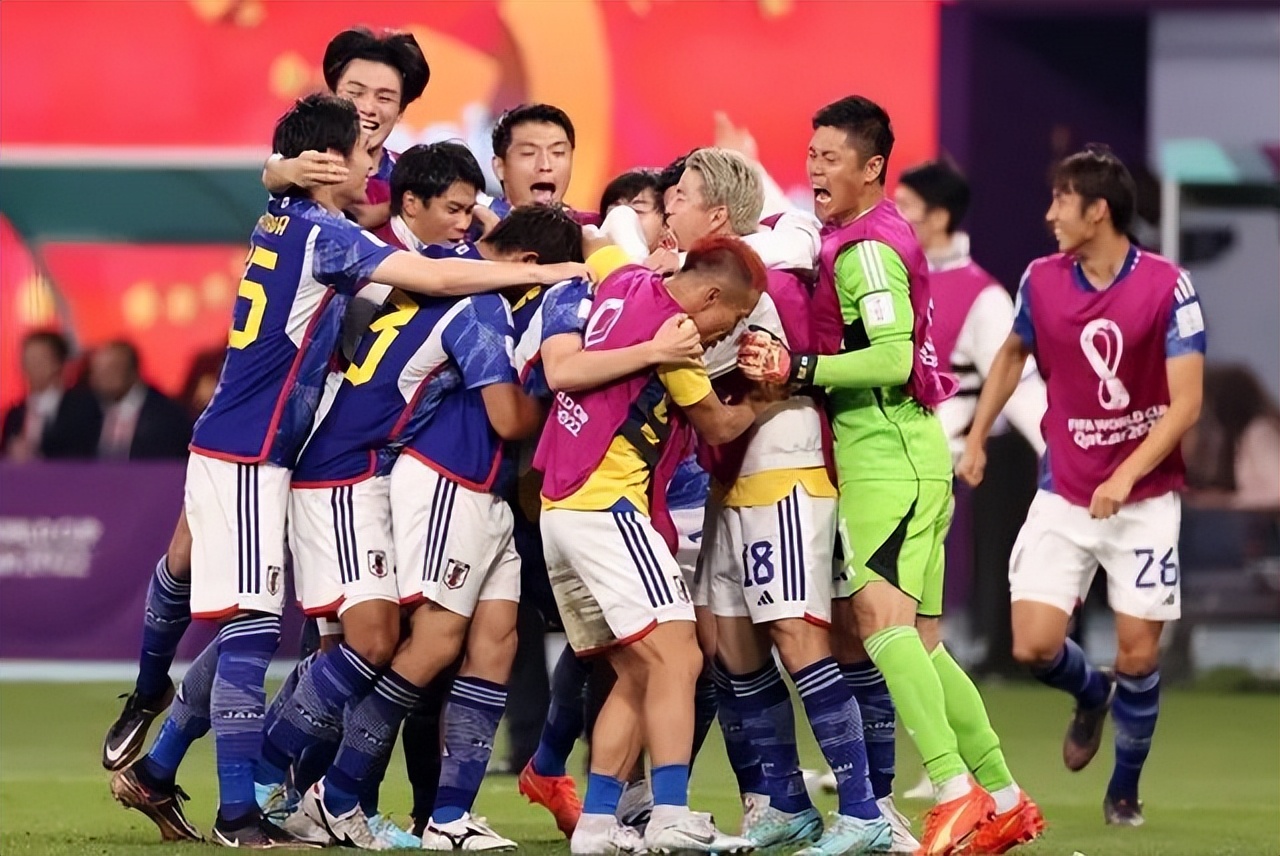 32强人均GDP排名出炉,中国超11个国家,没进世界杯没理由吧?