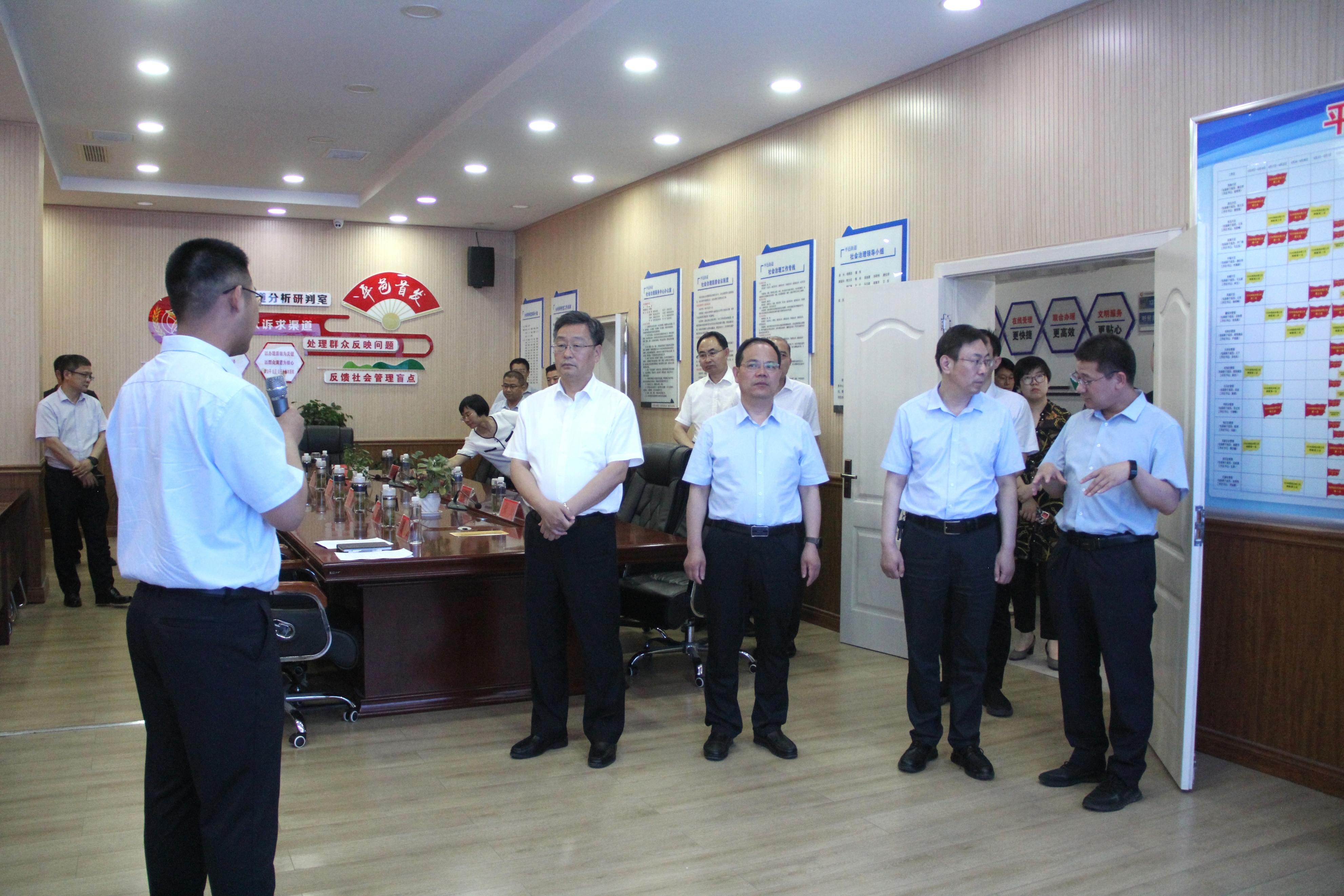 平邑12345政务服务中心,市政府12345咨询顾问工作