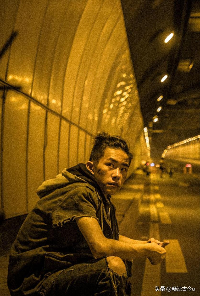 少年的你校园霸凌片段跳楼,少年的你对校园霸凌说不观后感