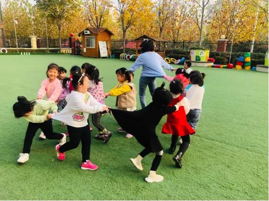 孩子眼轴持续回缩，正确干预是管用的！