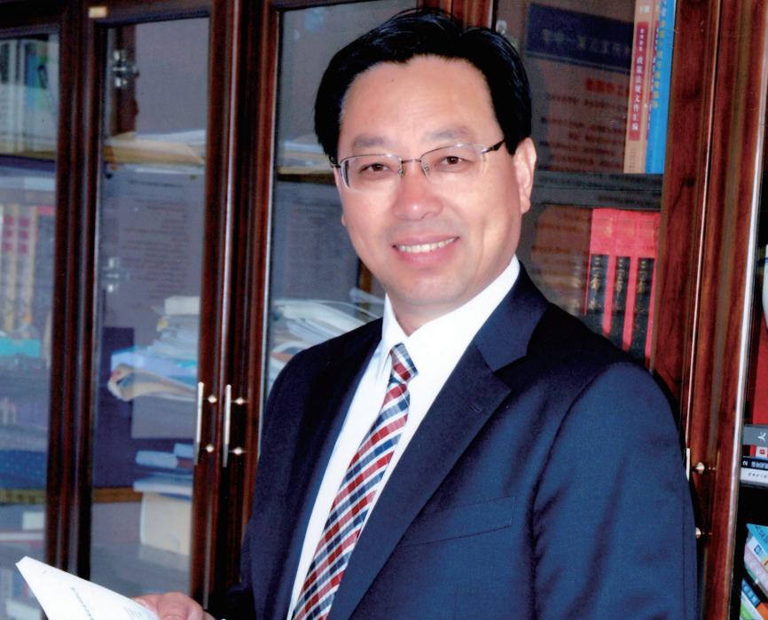 大连市第一中学现任校长,大连市开发区一中孙兆礼校长