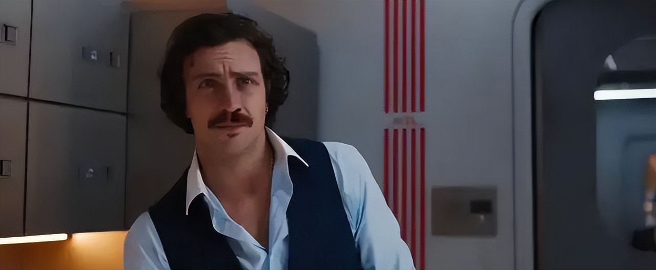 这部“R级片”，票房已破15亿，细扒这部电影，剧情画面太抓眼球