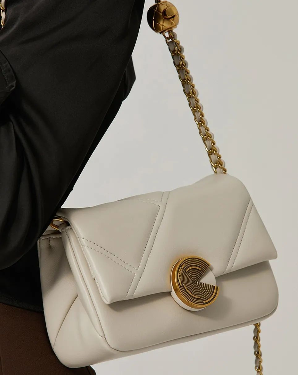 520送女友包推荐2000左右,520送朋友们礼物便宜