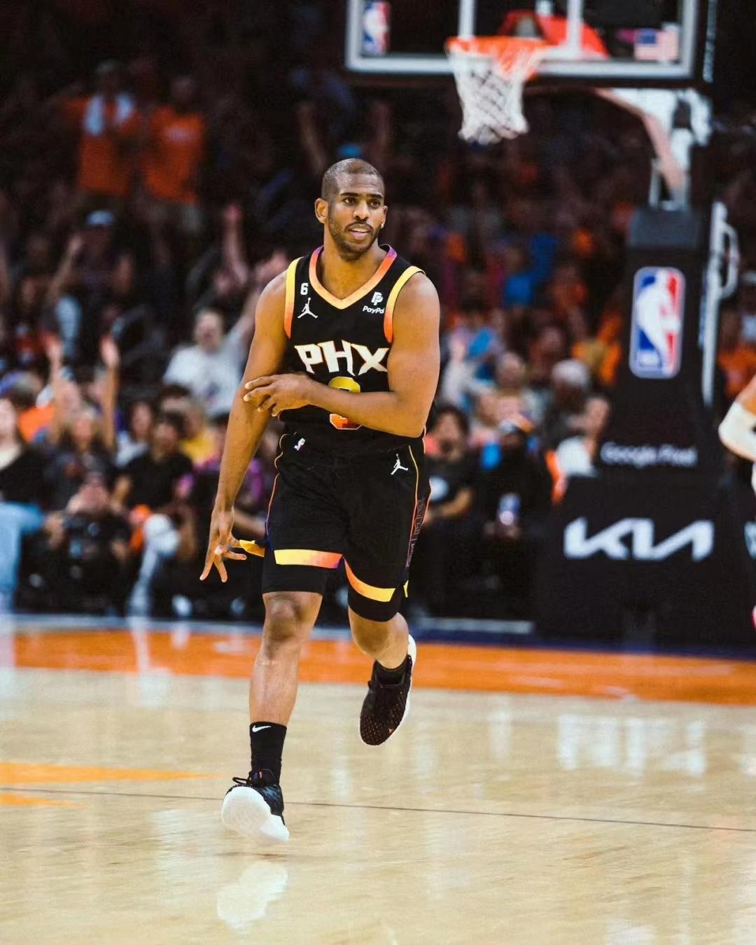 保罗如果被勇士买断还能回太阳吗,保罗放弃最后一年工资与太阳续约