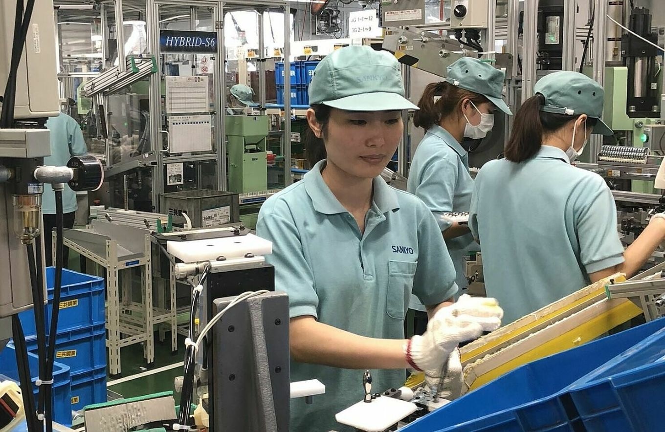 强势美元之下，低收入国家民众为生计发愁，埃及“有家庭让女儿当*女妓**”