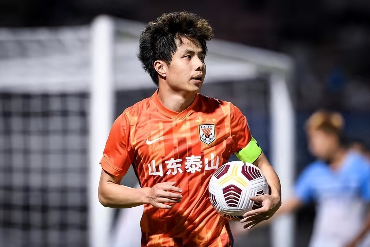 蒿俊闵德甲实力如何评价,蒿俊闵在德甲首发过几次