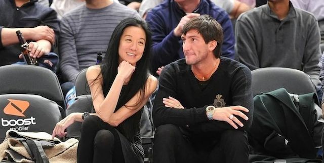 34岁奥运冠军和70岁富婆恋爱,34岁奥运冠军与富婆相恋