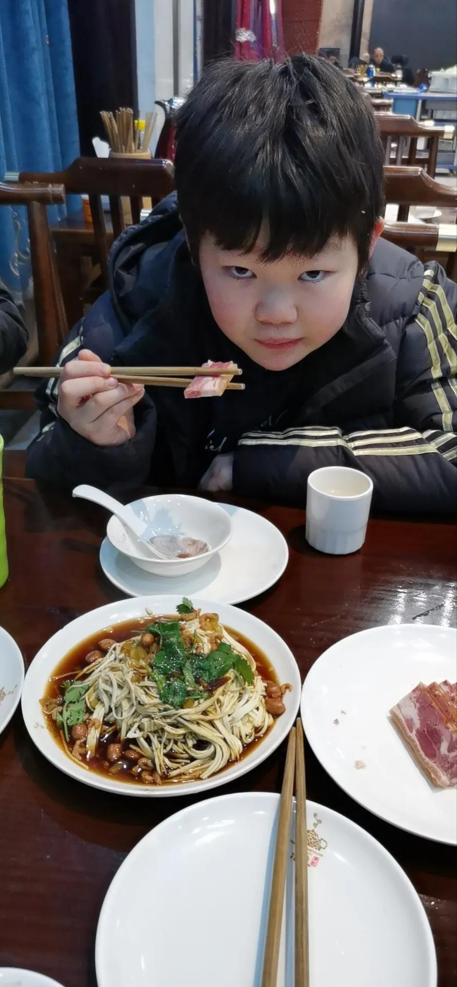 大胖小胖自驾游,房车自驾旅行三日游