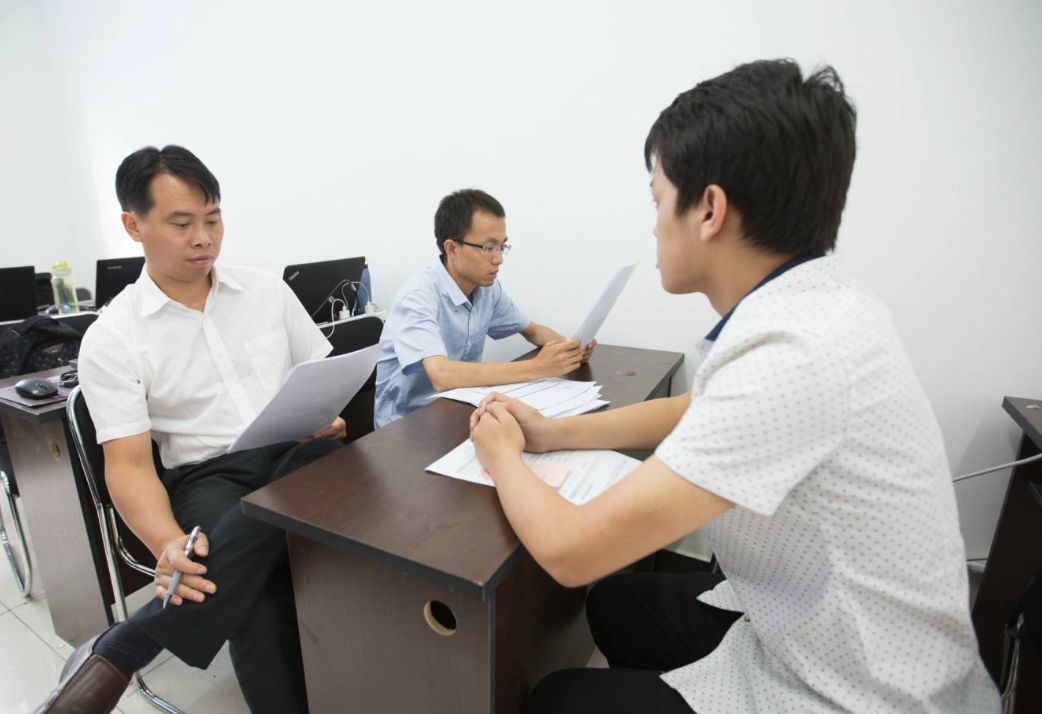 中专计算机平面设计专业就业前景,平面设计应该学什么专业