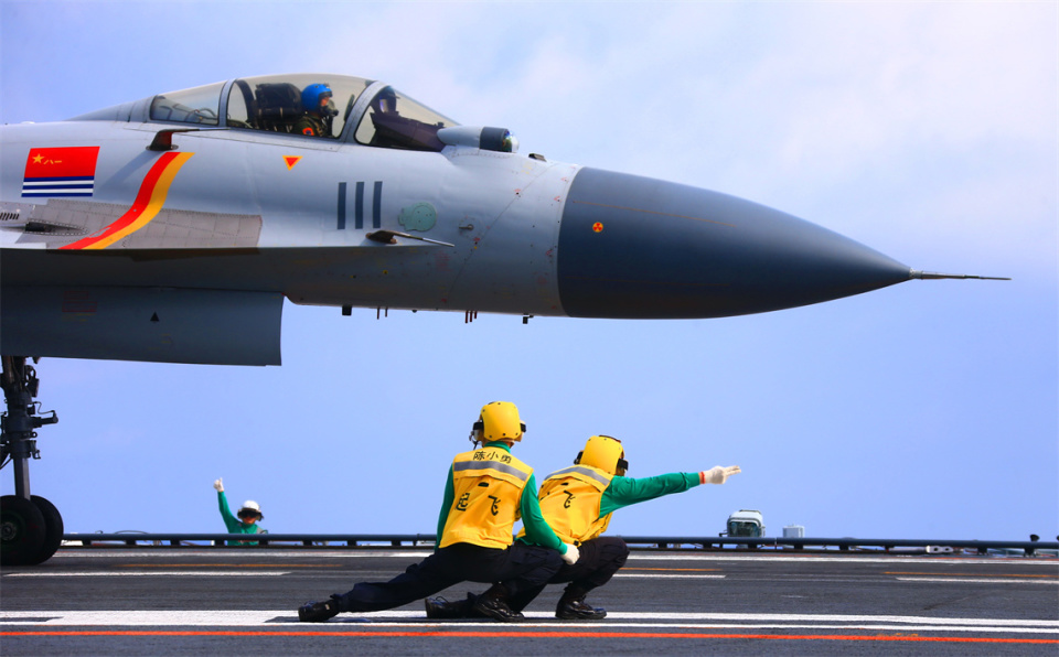 阅舰式航母,阅舰式能现场看吗