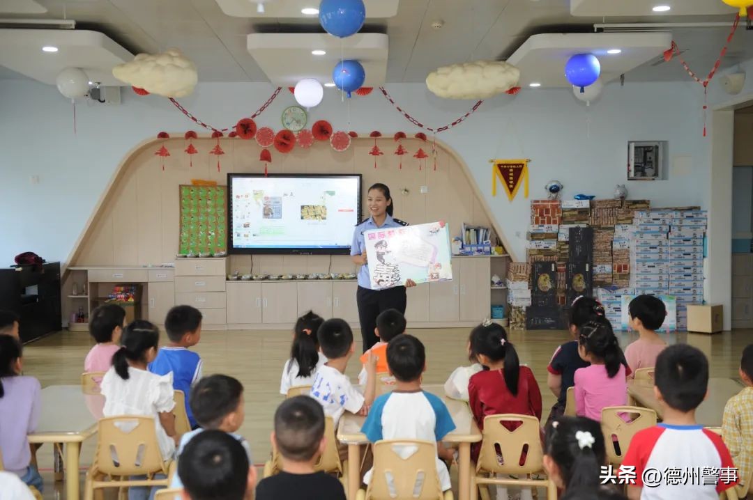 跟着警察去抓酒驾,跟着警察叔叔去出警