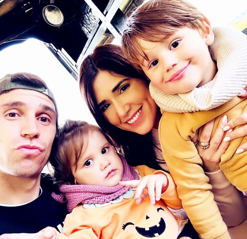 阿根廷门将马丁内斯身价涨没涨,阿根廷门将马丁内斯的家庭