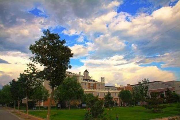 计算机类电子信息类哪个学校好,计算机专业电子信息专业哪个好