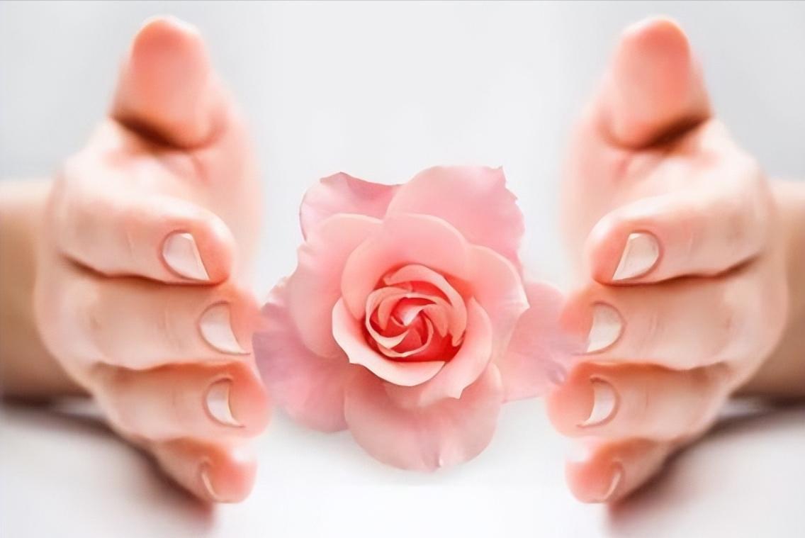 女性小便之后，非要用纸巾擦拭吗？不要害羞，看完就会明白